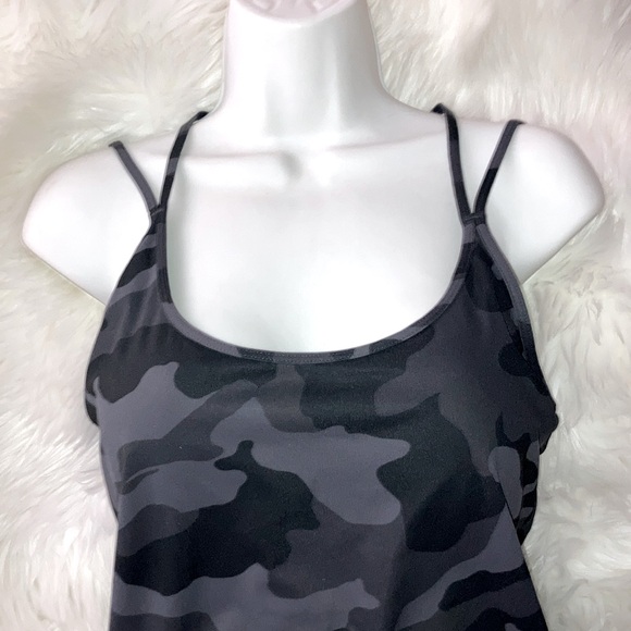 OLD NAVY Strappy Camo Tank Shelf with Removable Pad Inserts L - Picture 2 of 13